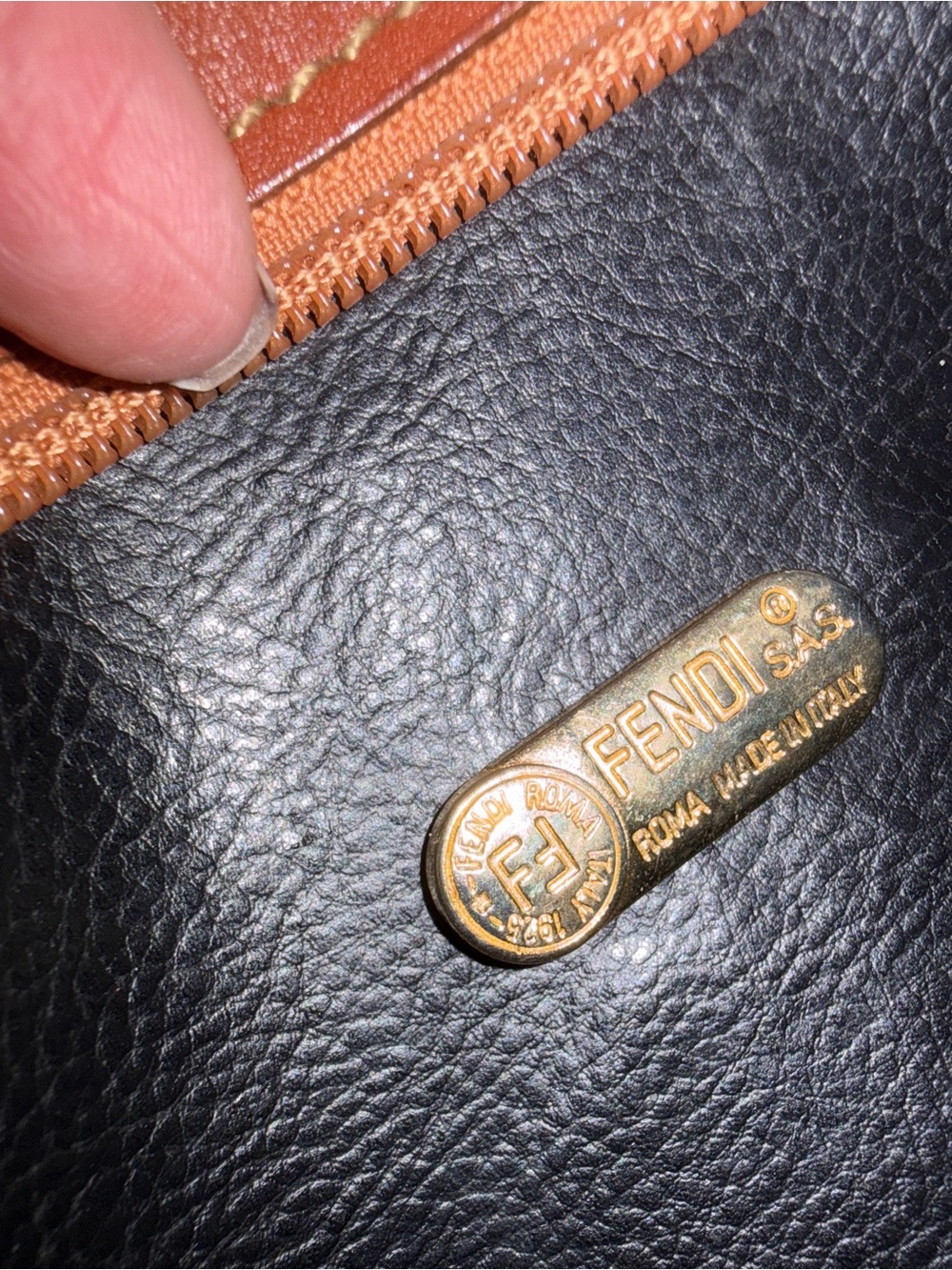 Fendi Zucca Stripe Canvas Bag in Black & Tan. Excellent condition, Authenticated - Picture 10 of 14